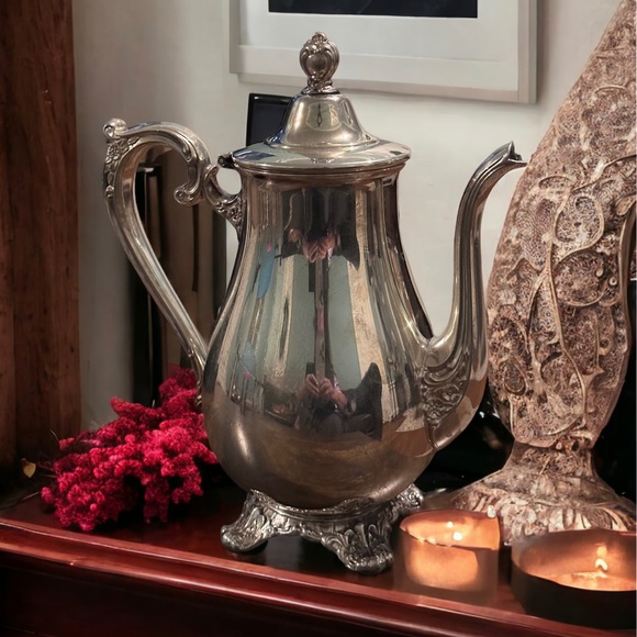 Vintage Wm. Rogers & Son Silverplate Coffee Pot - Picture 6 of 9